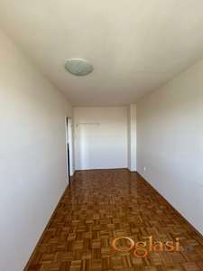 PRODAJA STANA NA ROTKVARIJI, Dvosoban, Uknjižen